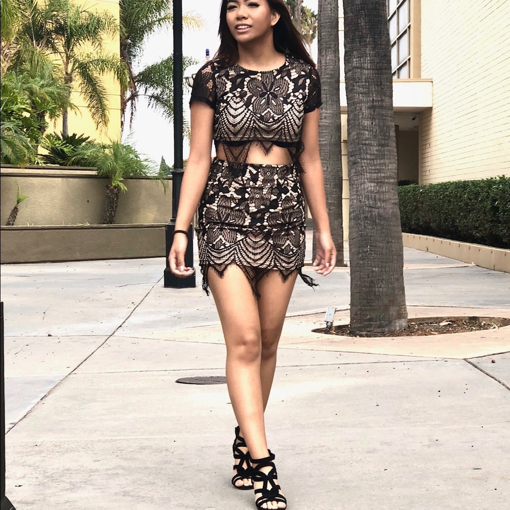 Two piece Black and Tan size small